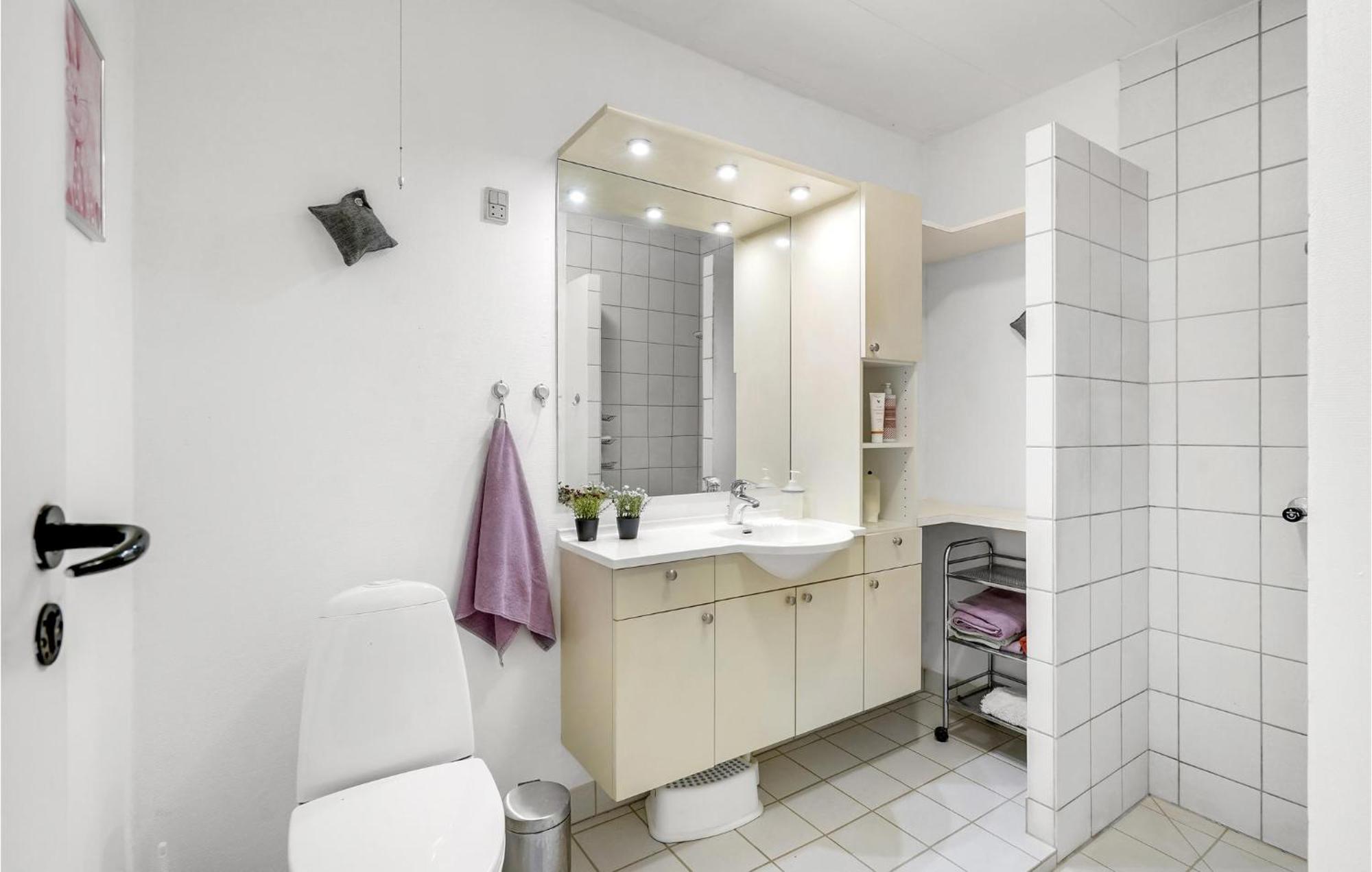 Beautiful Home In Nakskov With Kitchen 외부 사진